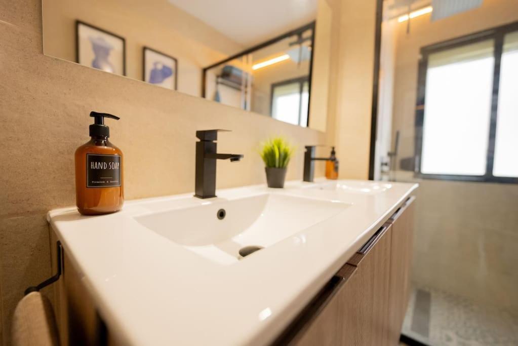 Apartamento Chic In Huelva 4 Habitaciones エクステリア 写真